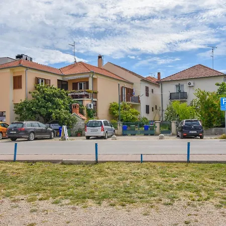 Апартаменты Desa *